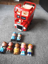 ELC ~ HAPPYLAND ~ LONDON BUS, DRIVER & CONDUCTOR, 5 x FIGURES With Sound