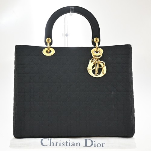 Christian dior logo lady - christian,