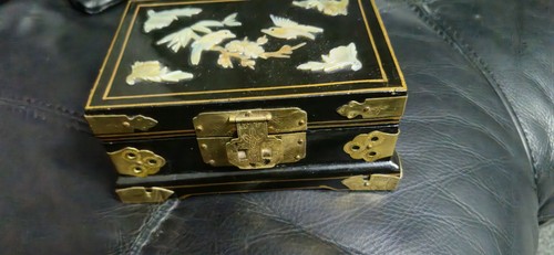 Vintage black lacquered - black,