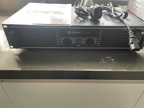Skytec power amp - power,