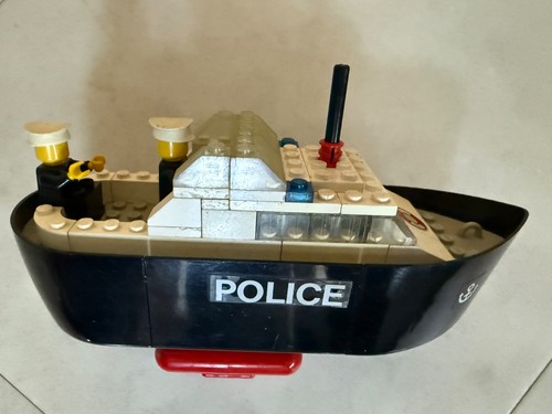 Lego police boat 314 - police,