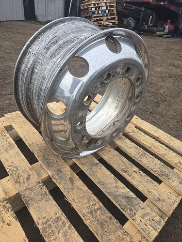 Alloy wheel alcoa - alloy,