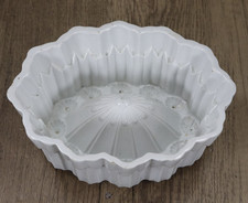 c1920's Shelley White Ceramic