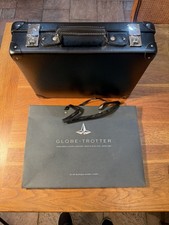 New Globe Trotter black