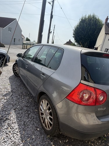 Breaking mk5 volkswagen golf - mk5,