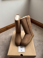 GENUINE UGG BOOTS W CLASSIC TALL II (CHESTNUT) SIZE 4 EU37 - B/NEW COST £230