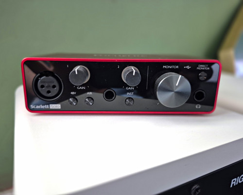 Focusrite scarlett solo usb - focusrite,