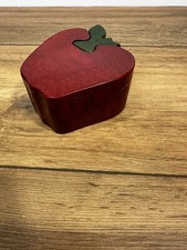 TRINKET BOX WOODEN VINTAGE