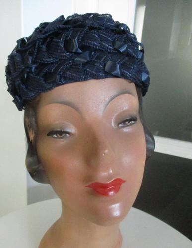 Vintage 1950s pill box - 1950s,