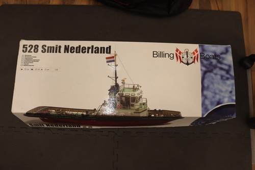 Billing boats scale 528 - 1:33,