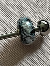 Trollbeads Unique Glass Charm Stunning Blue and White New