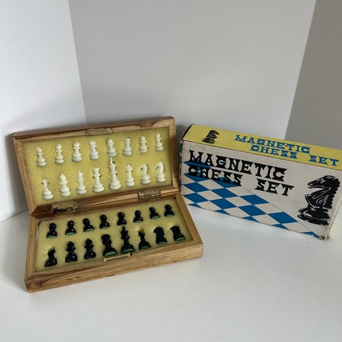Vintage magnetic chess - chess, set