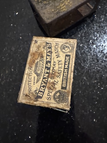 Matchbox holder - matchbox,