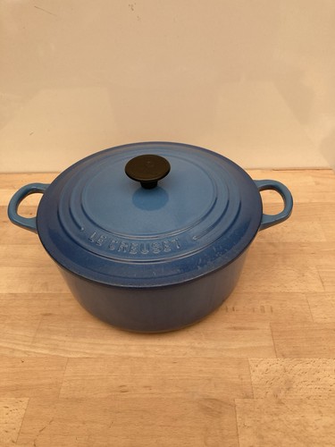 Creuset blue 22cm round - le,