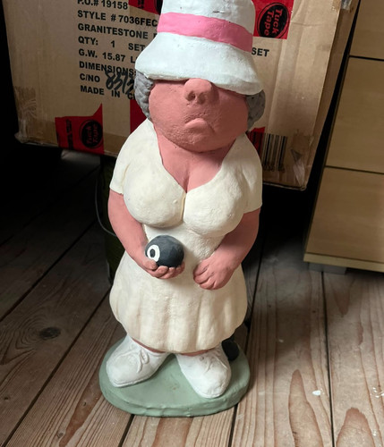 Vintage lawn bowls lady garden - vintage,