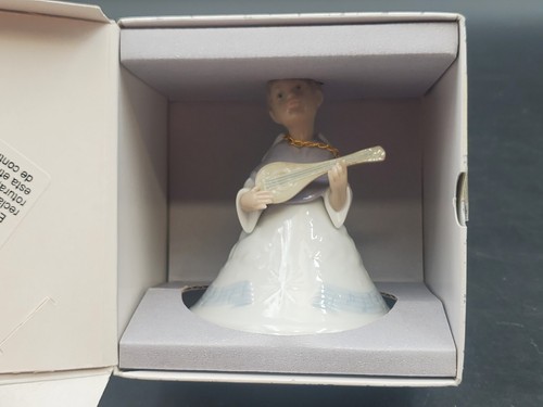 Lladro heavenly musician - "heavenly, musician"