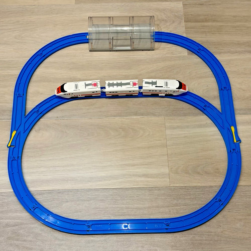 Tomy tomica east bullet - tomy,