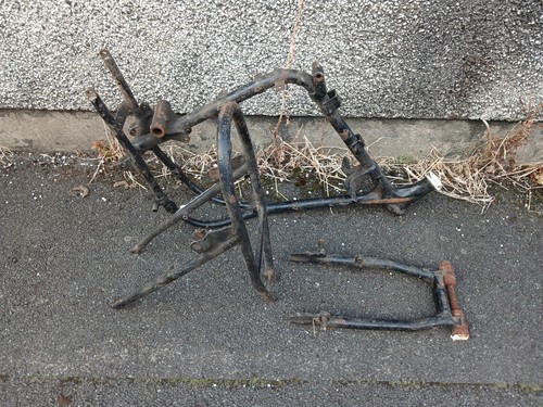 Bsa c15 frame - bsa,