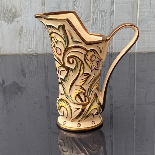 Vintage wade gothic hand - vintage,