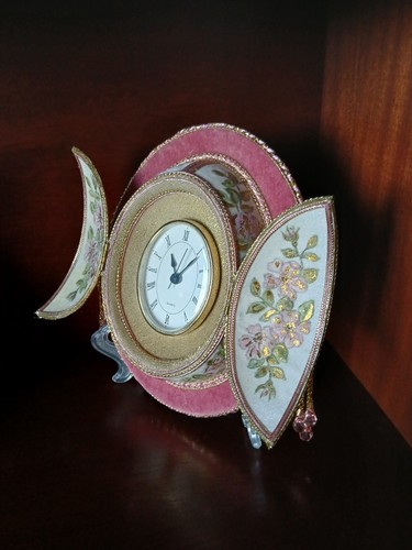 Hand made faberge - hand,