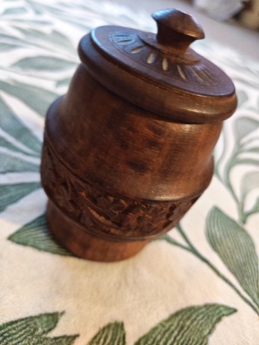 Wooden lidded tobacco jar - lidded, jar-