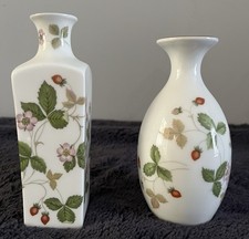 Wedgewood Wild Strawberry Bone