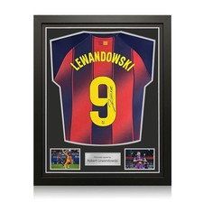 Robert Lewandowski Signed