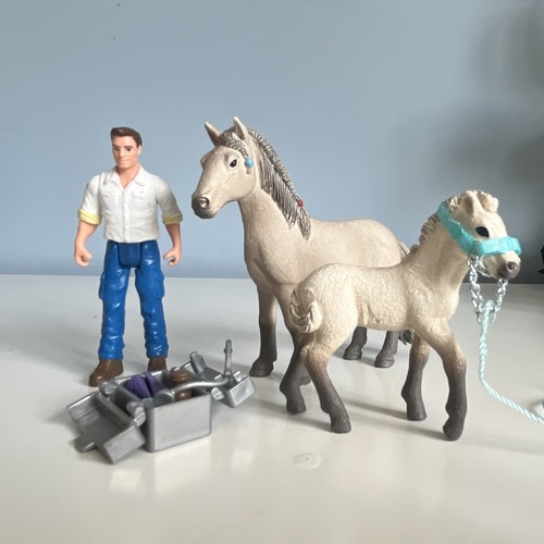 Schleich vet with horse foal - ,