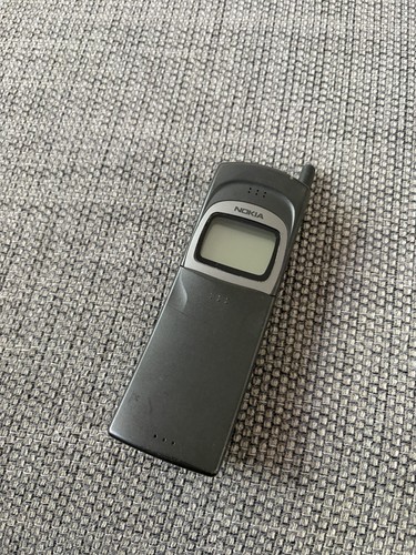 Nokia 8110i mobile phone - 8110i, very