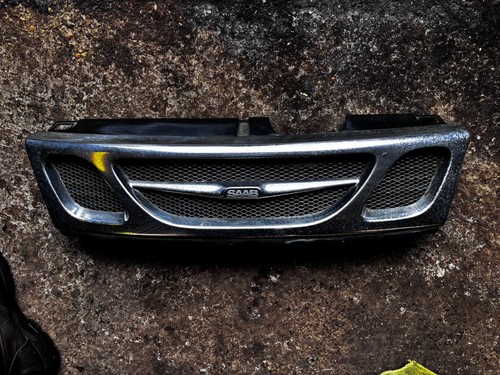 Saab grille 4677894 - 9-3,