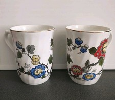  ROY KIRKHAM  2  Mugs EXCLUSIVE DESIGN "CHINA ROSE " FINE BONE CHINA 