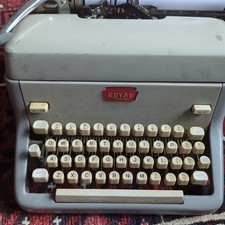 Vintage Royal FP 1960