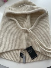 Osprey London Ribbed Knit Hood