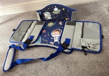 Travel tray for car seat, fold