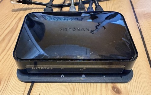 Xav1004 netgear port - netgear, 4