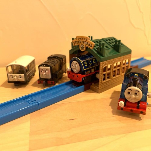 Thomas friends capsule - friends,