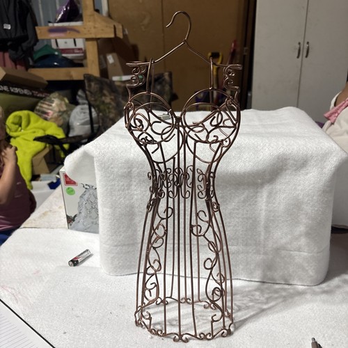Brown metal wire - metal,