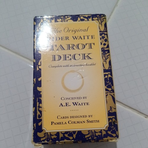 The original rider waite tarot - the,