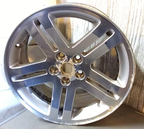Chrysler 300c alloy wheel - chrysler,