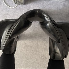 Schleese Wave Dressage Saddle