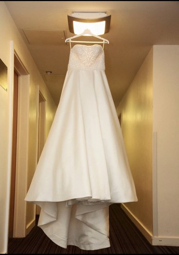Strapless wedding dress - strapless,