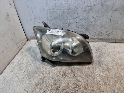Toyota avensis headlight - toyota,