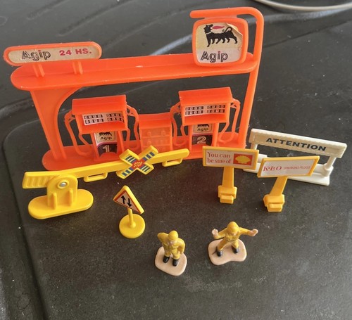 Plastic toy agip gasoline - "agip",