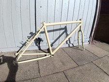 Retro 90s Carrera Mountain