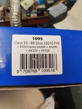 HN1095 HELJAN OO GAUGE CLASS 33 BR BLUE 33010 & 4 ESSO TANKS DCC READY BNIB