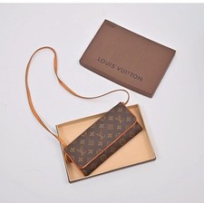 LOUIS VUITTON Pochette Twin
