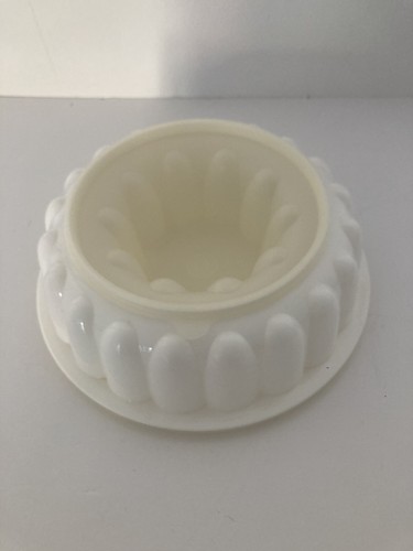 Tupperware jelly mould - tupperware,