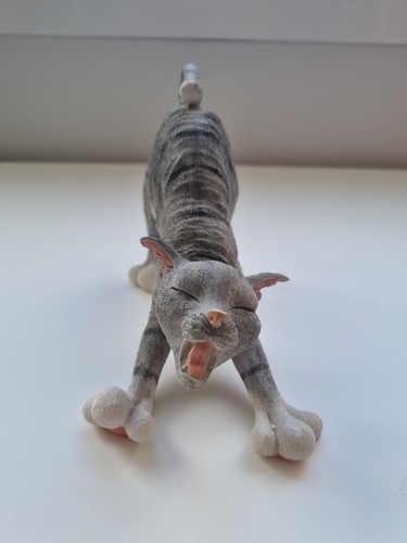 Pukator yawning cat grey - grey,