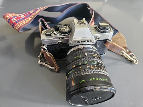Olympus 35mm film camera - om-10,