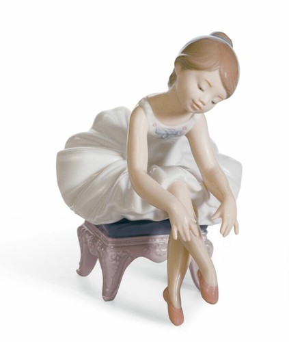 Lladro porcelain figurine - lladro,